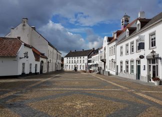 Thorn, het witte stadje in Limburg Stadsgezicht en plein in het witte stadje Thorn